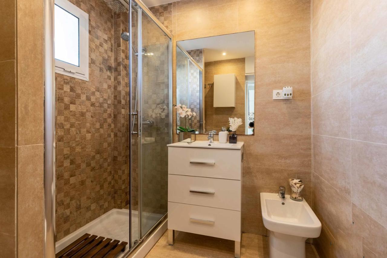 Apartamento En La Playa En Paseo Maritimo Málaga Eksteriør billede