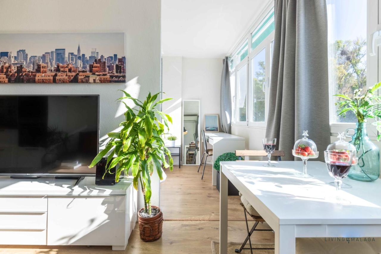 Apartamento En La Playa En Paseo Maritimo Málaga Eksteriør billede